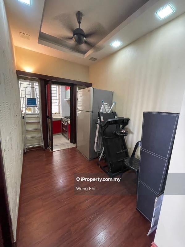 Condominium for Sale in Platinum Hill PV 8 by Weng Khit - iProperty.com.my