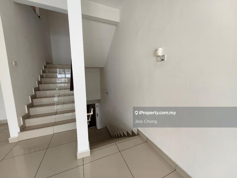 Rumah Bandar untuk Dijual di Puchong, Selangor oleh Jess Chong - iProperty.com.my