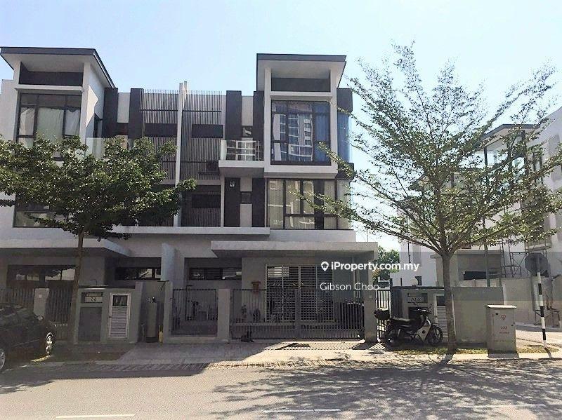 Rumah Berangkai 3 Tingkat untuk Dijual di Saujana Impian, Kajang oleh Gibson Choo - iProperty.com.my