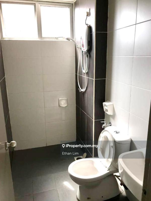 Service Residence for Sale in Larkin Heights by Ethan Lim - iProperty.com.my