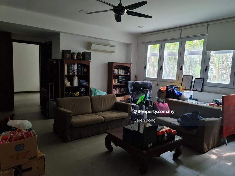 Bungalow House for Sale in Sea Park, Petaling Jaya by Caren Yong - iProperty.com.my