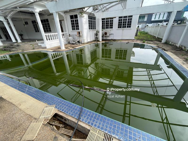 Bungalow House for Sale in Biggest Bangalow Terengganu Ibai Golf Country Club, Kuala Ibai by Aizat Azhari - iProperty.com.my