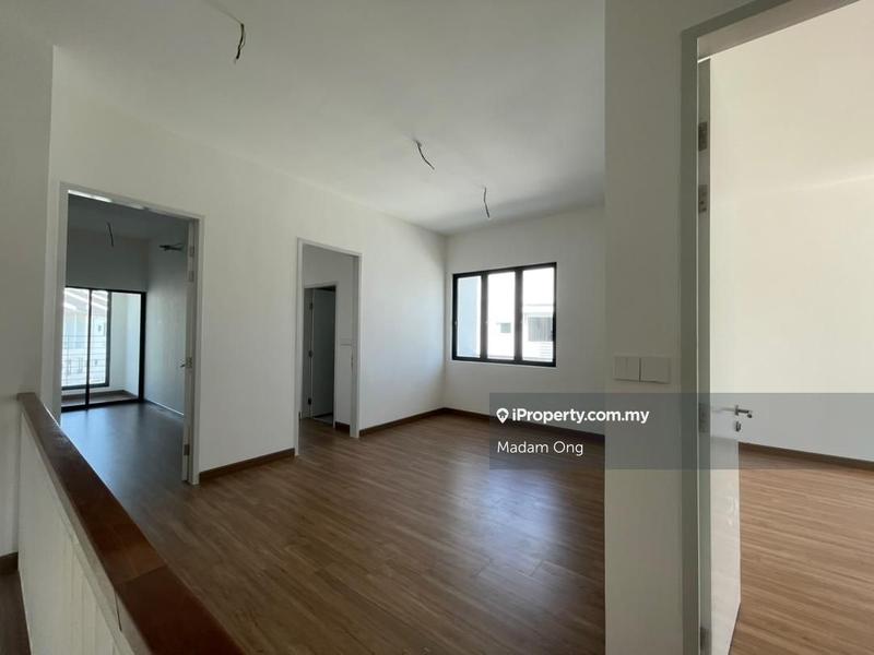 Rumah Berkembar untuk Dijual di Cyber 10, Cyberjaya oleh Madam Ong - iProperty.com.my