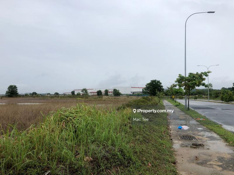 Tanah Perindustrian untuk Dijual di 2ac Industrial Land @ KLIA Nilai Sepang, Bandar Enstek oleh Mac Tee - iProperty.com.my