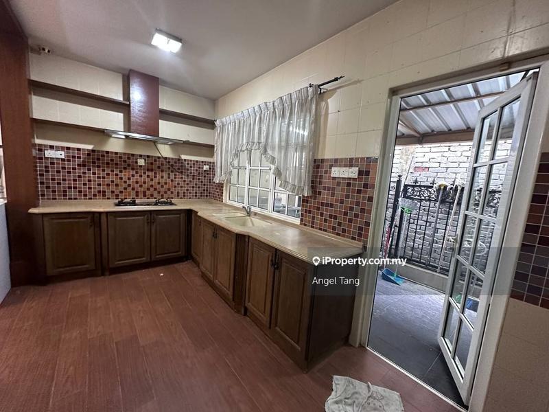 Semi-Detached House for Sale in SS 3/SS3,Gated & Guarded, Petaling Jaya, Petaling Jaya by Angel Tang - iProperty.com.my