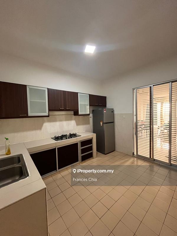 Condominium for Rent in Pearl Avenue by Frances Chia - iProperty.com.my