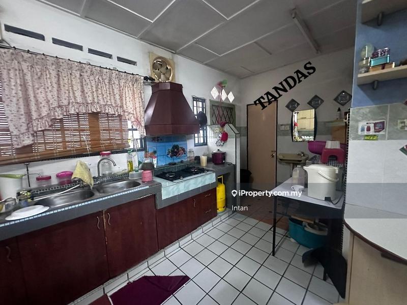Rumah Berangkai 2 Tingkat untuk Dijual di Kelana Jaya, Petaling Jaya oleh Intan - iProperty.com.my