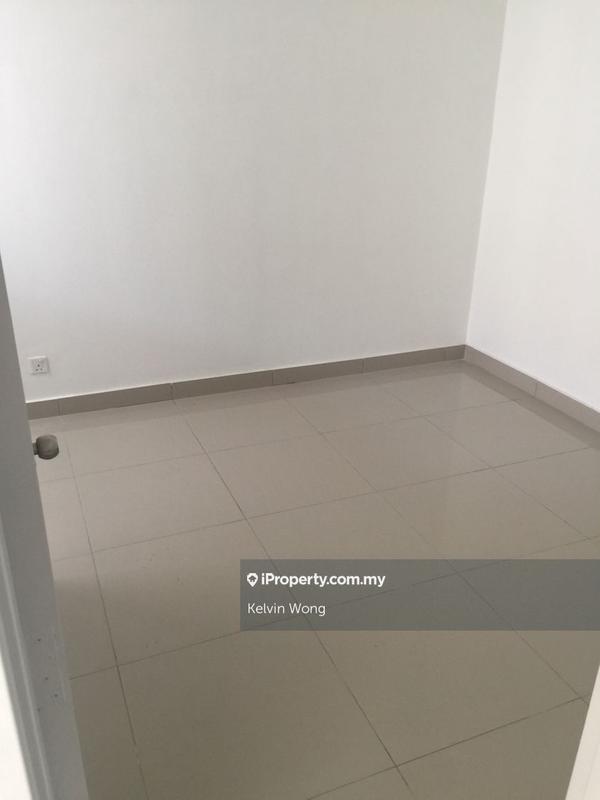 Rumah Berkembar untuk Dijual di Telok Panglima Garang, Selangor oleh Kelvin Wong - iProperty.com.my