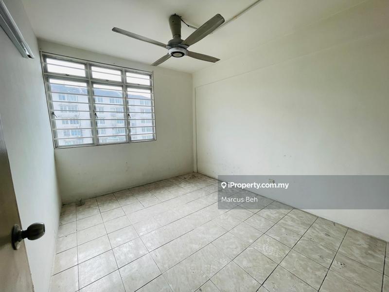 For Sale - Apartment Taman Topaz