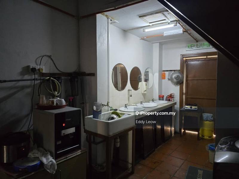 Shop for Sale in Jalan Tukang Emas, Melaka by Eddy Leow - iProperty.com.my