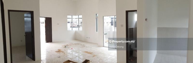 Rumah Berkembar untuk Dijual di Telok Panglima Garang, Selangor oleh Kelvin Wong - iProperty.com.my