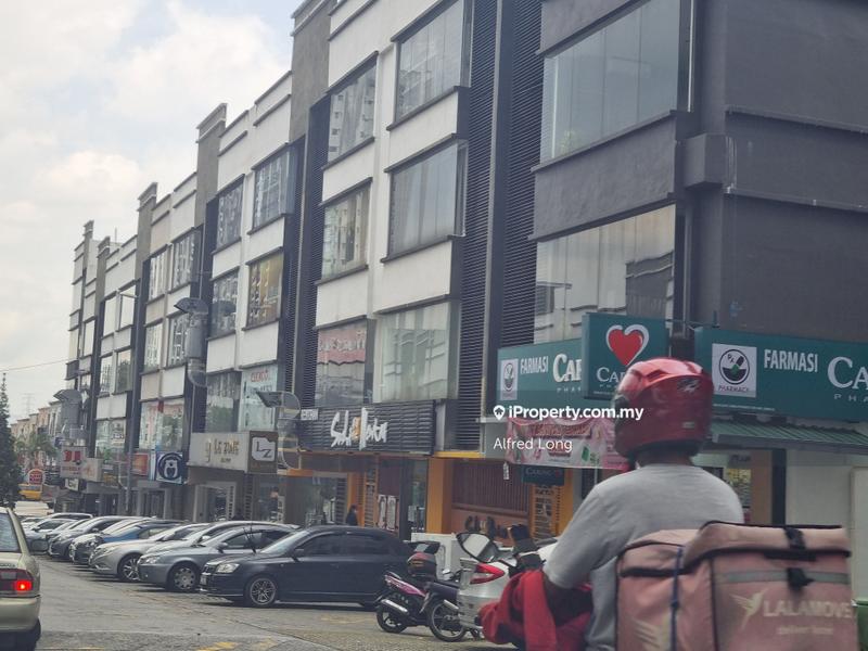 Shop for Rent in Taman Bukit Serdang, Seri Kembangan by Alfred Long - iProperty.com.my