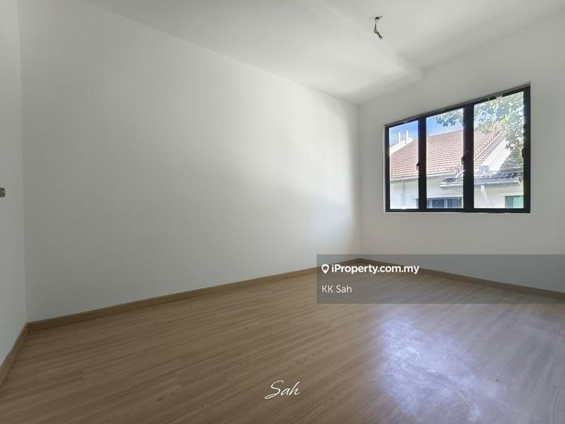 Rumah Teres 2-Tingkat untuk Dijual di Diamond City, Semenyih oleh KK Sah - iProperty.com.my