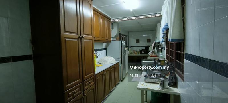 Rumah Teres 2-Tingkat untuk Dijual di Seksyen 1, Bangi oleh M. Shafik Fadzil - iProperty.com.my