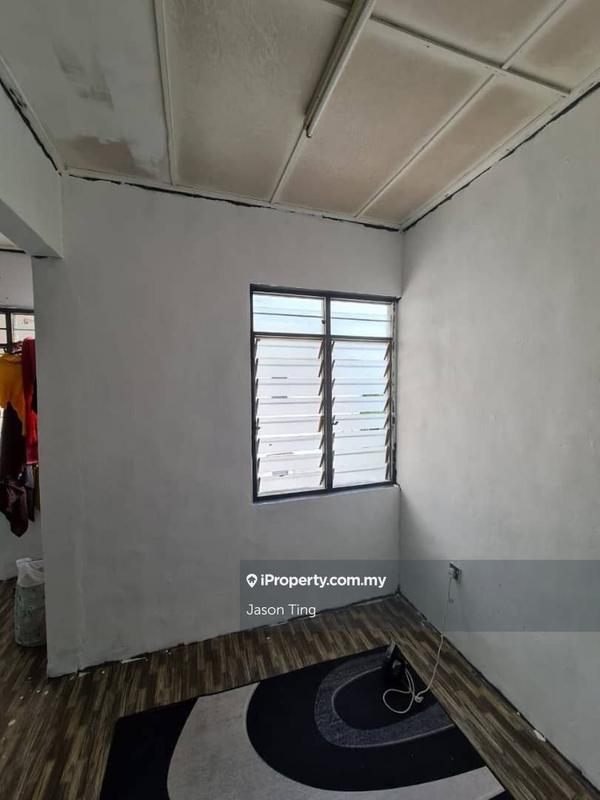 Rumah Pangsa untuk Dijual di Taman Daya - Jalan Enau 16,20 oleh Jason Ting - iProperty.com.my