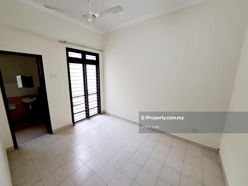 2.5-storey Terraced House for Sale in Bandar Kinrara Seksyen 5, Bandar Kinrara by John Lee - iProperty.com.my