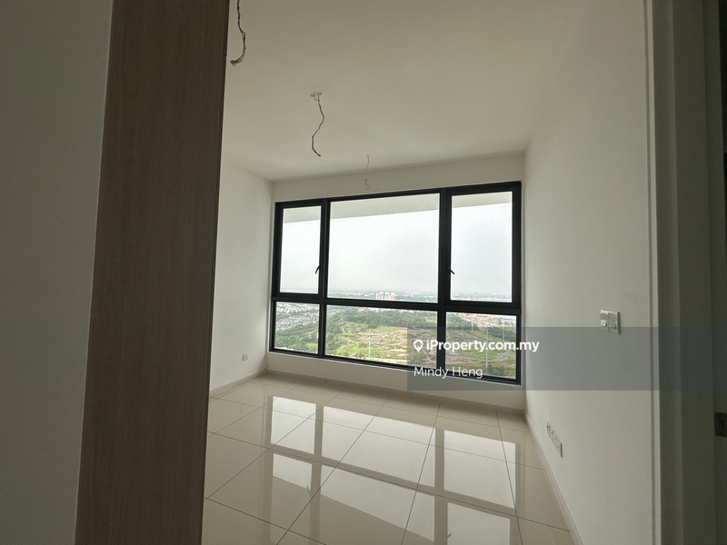 For Sale - The M @ Medini Macrolink