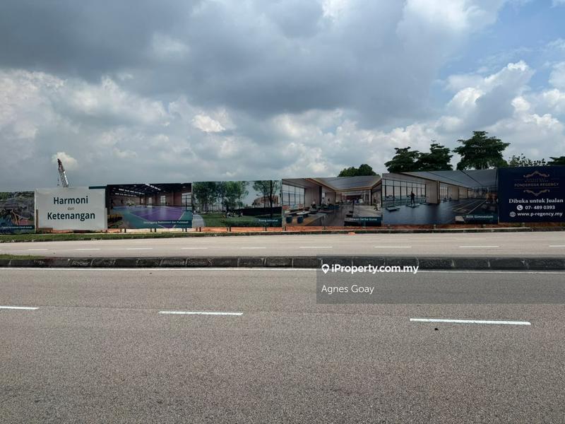 Service Residence for Sale in Molek Regency by Agnes Goay - iProperty.com.my