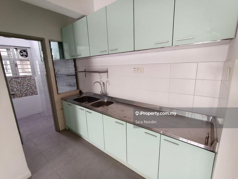 For Rent - Suri Puteri