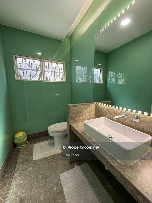 Rumah Berkembar untuk Dijual di Taman Saujana, Klang oleh Kimi Teoh - iProperty.com.my