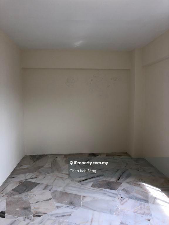 Condominium for Sale in Bukit Pandan Kondominium 1 by Chen Kah Seng - iProperty.com.my