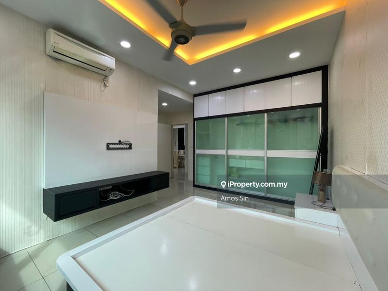 Kondominium untuk Dijual di Pavilion Resort oleh Amos Sin - iProperty.com.my