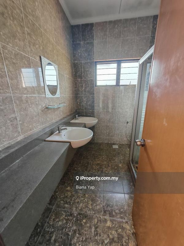 Rumah Berangkai 2.5 Tingkat untuk Dijual di Bandar Utama 6, Bandar Utama oleh Biana Yap - iProperty.com.my