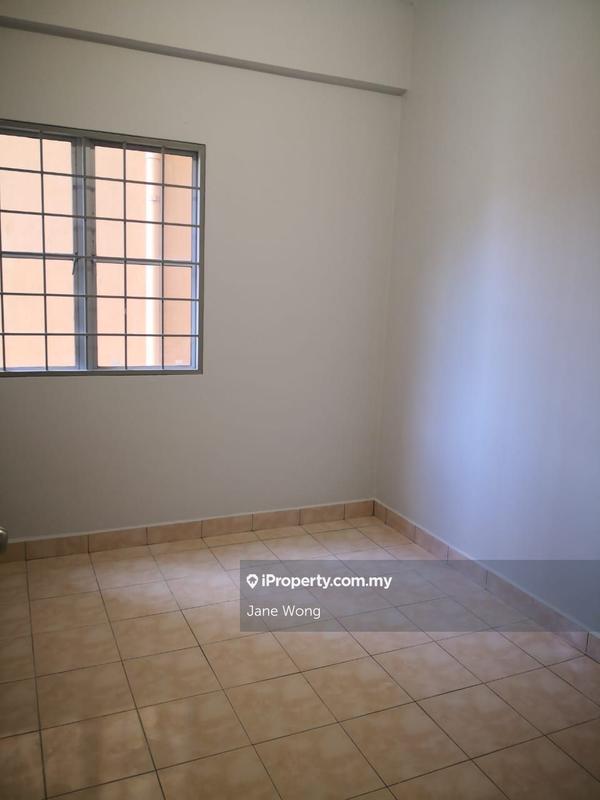 For Sale - Apartment Sri Ara