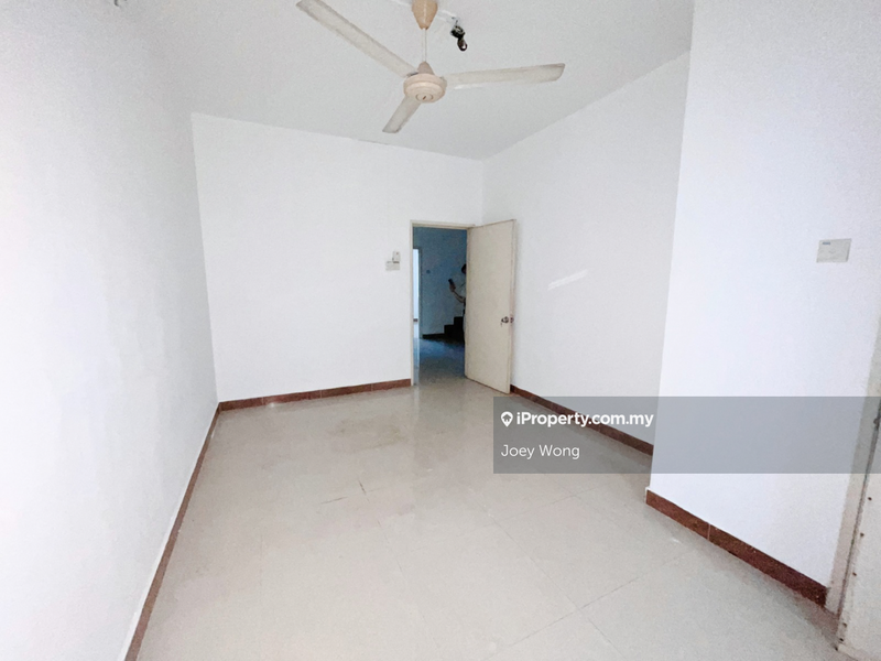 2.5-storey Terraced House for Sale in Bandar Utama 11, Bandar Utama by Joey Wong - iProperty.com.my