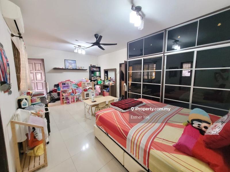 Rumah Teres 3-Tingkat untuk Dijual di Taman Dagang Permai, Ampang oleh Esther Yee - iProperty.com.my