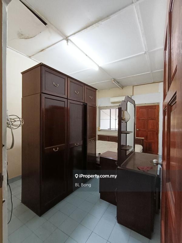 Rumah Teres 2-Tingkat untuk Dijual di Ayer Keroh, Melaka oleh BL Bong - iProperty.com.my