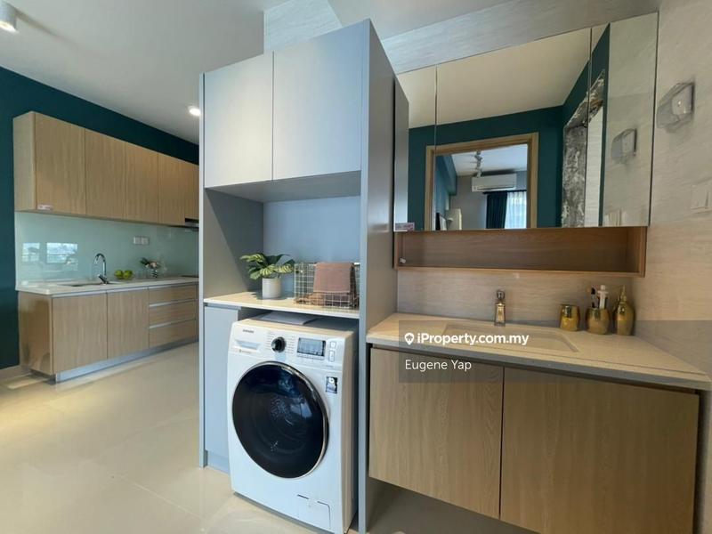 For Sale - Baron Residence @ Lake City