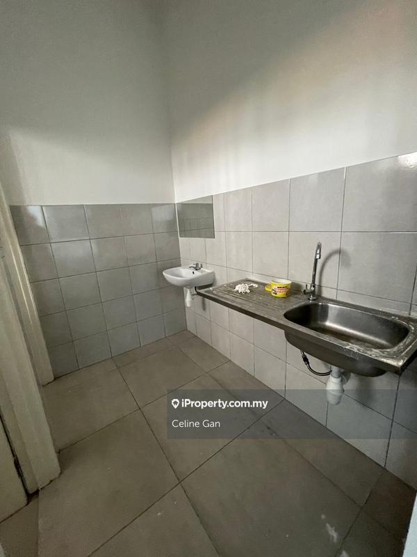 Semi-D Factory for Sale in Bandar Bukit Raja, Klang by Celine Gan - iProperty.com.my