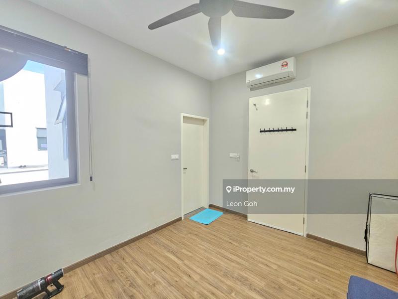 Rumah Berangkai 2 Tingkat untuk Dijual di Bandar Rimbayu, Telok Panglima Garang oleh Leon Goh - iProperty.com.my