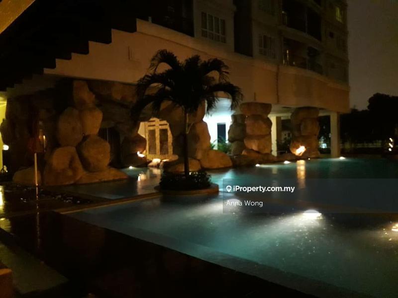 Service Residence for Sale in Waldorf Tower by Anna Wong - iProperty.com.my