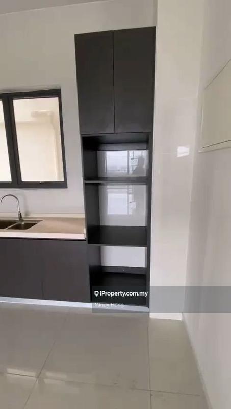 Kondominium untuk Dijual di Royal Strand @ Country Garden Danga Bay oleh Mindy Heng - iProperty.com.my