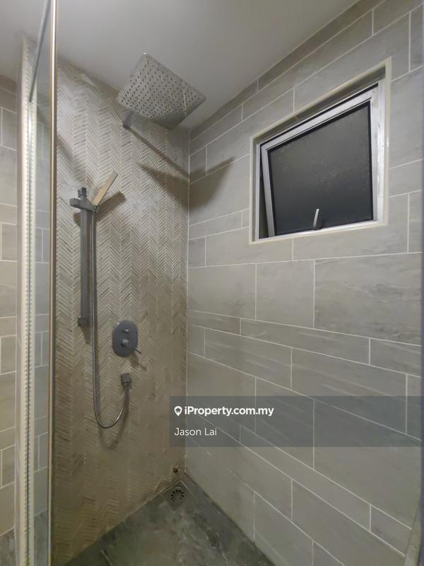 For Sale - Aston Kiara 3