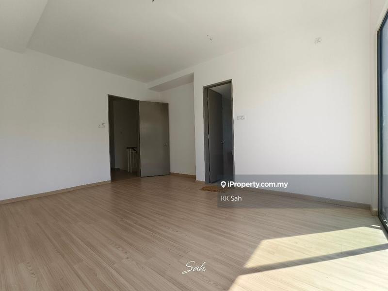 Rumah Teres 2-Tingkat untuk Dijual di Diamond City, Semenyih oleh KK Sah - iProperty.com.my