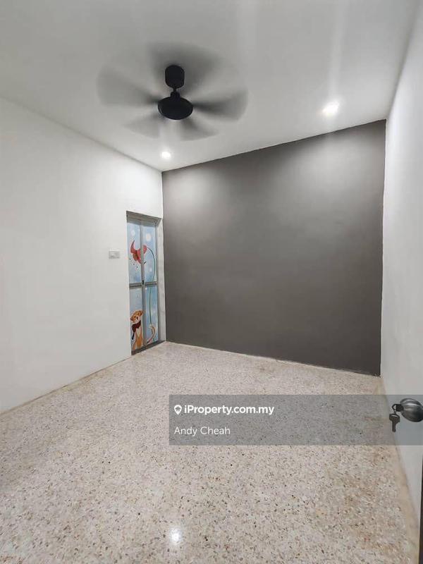 1-storey Terraced House for Sale in Taman Ungku Tun Aminah, Skudai by Andy Cheah - iProperty.com.my