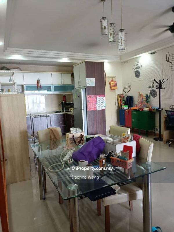 Kondominium untuk Dijual di Dynasty Garden Condominium oleh Daphne Wong - iProperty.com.my