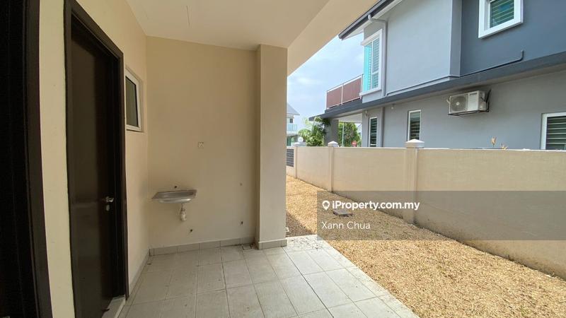 Bungalow House for Sale in VILLA HEIGHTS, VILLA AVENUE, EQUINE PARK, Seri Kembangan by Xann Chua - iProperty.com.my