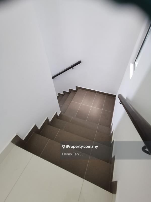 Semi-Detached House for Sale in Telok Panglima Garang, Selangor by Henry Tan JL - iProperty.com.my