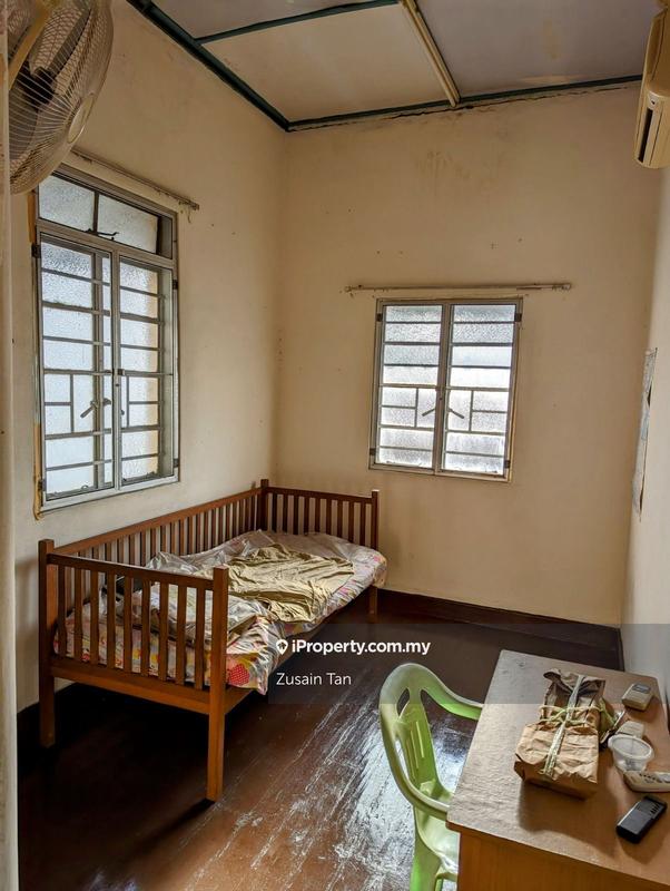 Shop-Office for Sale in 2 Storey Heritage House Near Times Square, George Town by Zusain Tan - iProperty.com.my