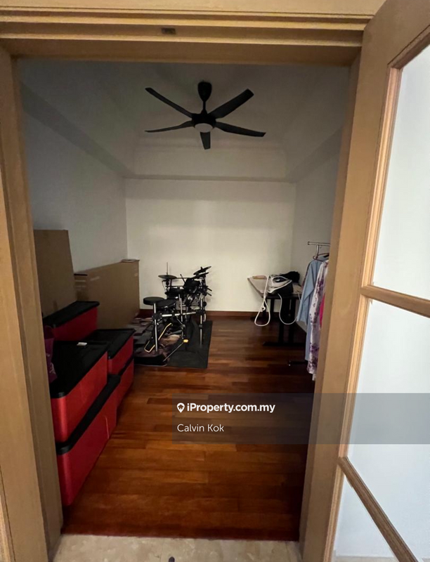 For Sale - 3 Kia Peng