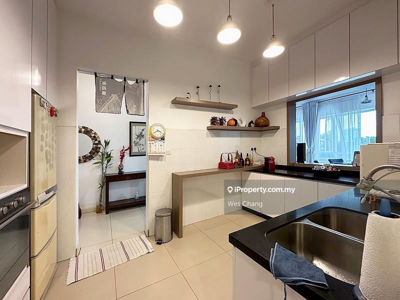 Kondominium untuk Dijual di Surian Residences oleh Wes Chang - iProperty.com.my