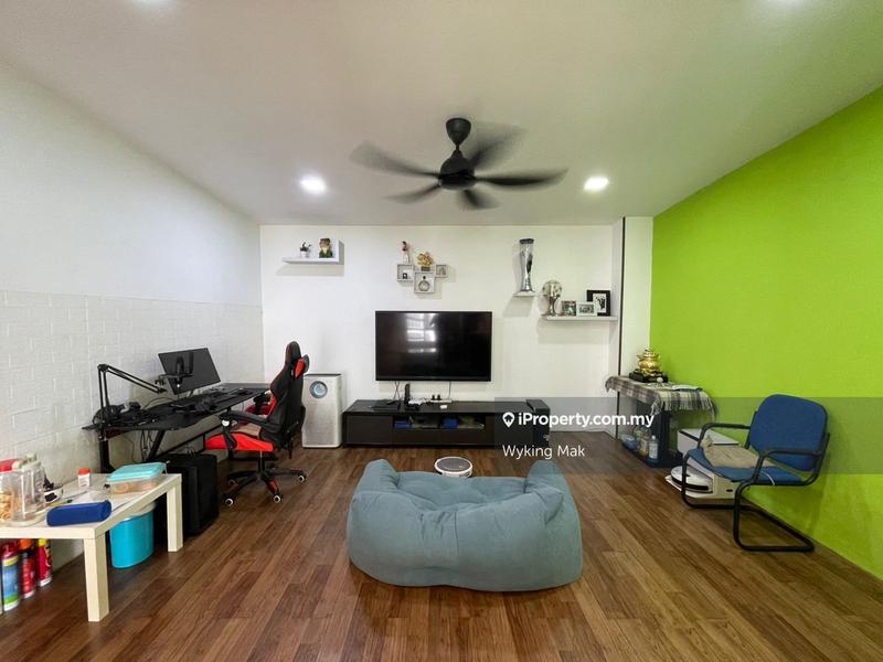 Service Residence for Sale in Diamond Residences by Wyking Mak - iProperty.com.my
