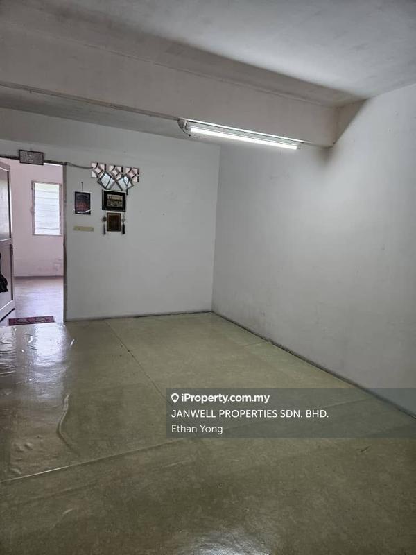 For Sale - United Garden (Taman Lee Yan Lian)