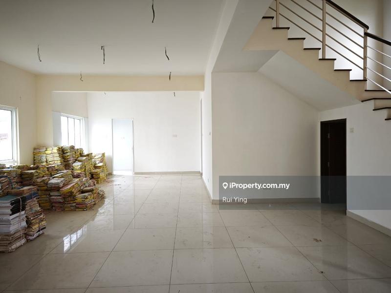 Banglo untuk Dijual di Taming Mutiara 3, Bandar Sungai Long oleh Rui Ying - iProperty.com.my