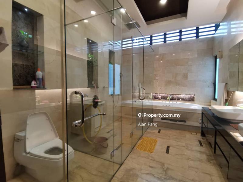 Bungalow House for Sale in Bukit Gita Bayu, Seri Kembangan by Alan Pang - iProperty.com.my