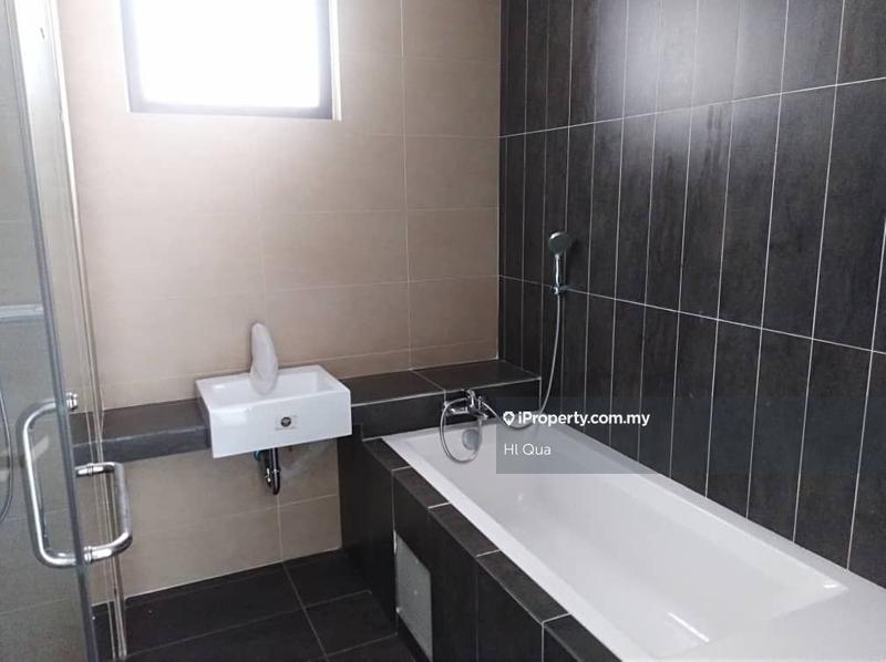 Service Residence for Sale in Laguna Residences by Hl Qua - iProperty.com.my